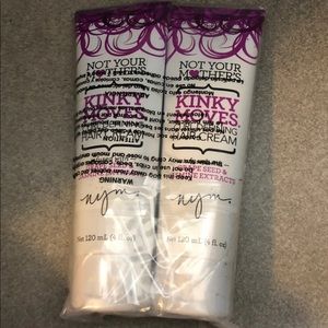 Not Your Mother’s Kinky Moves Curl